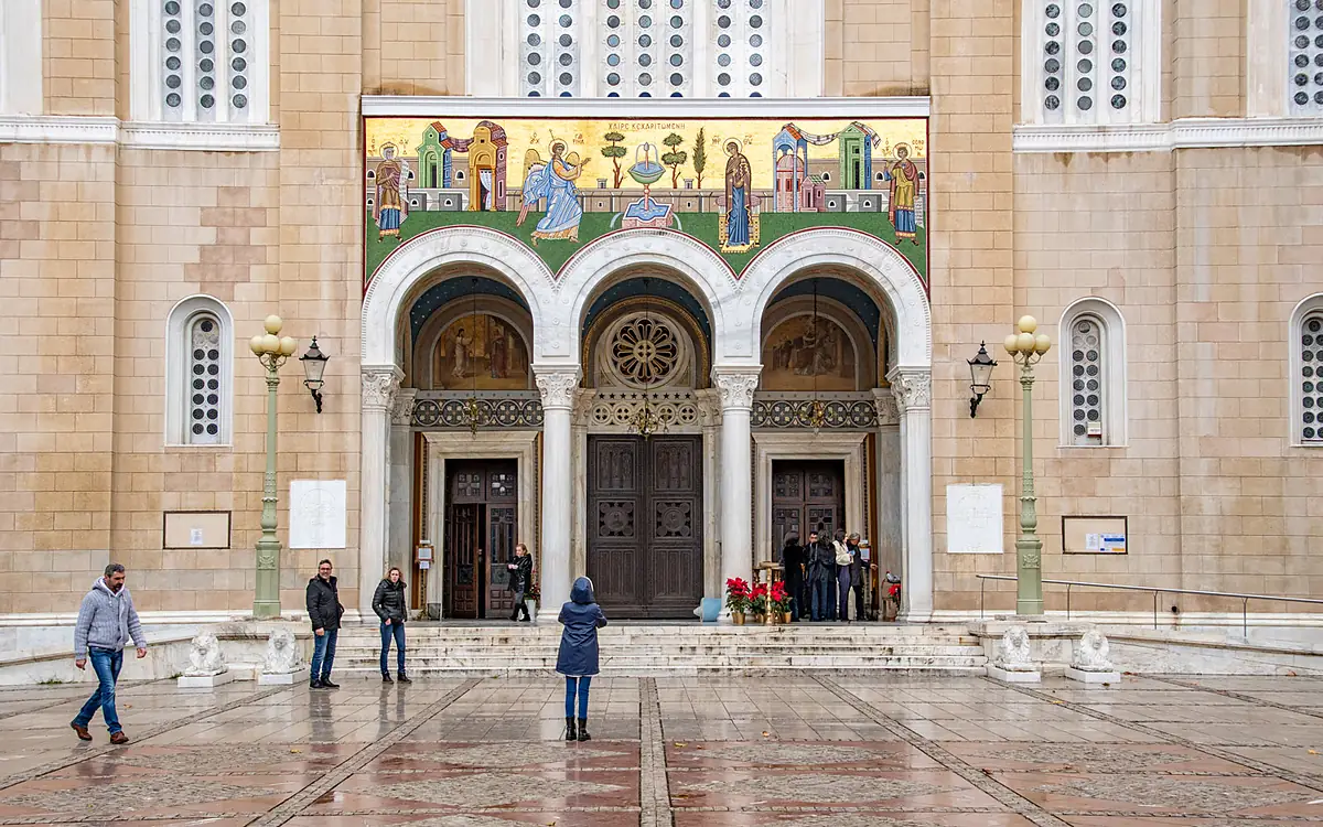 Grote Metropolitaan in Athene: de belangrijkste orthodoxe kerk van de stad