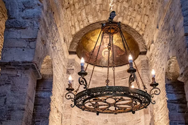Kleine Metropolitaan in Athene: een bijzonder Byzantijns kerkje