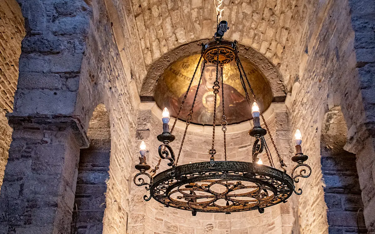 Kleine Metropolitaan in Athene: een bijzonder Byzantijns kerkje