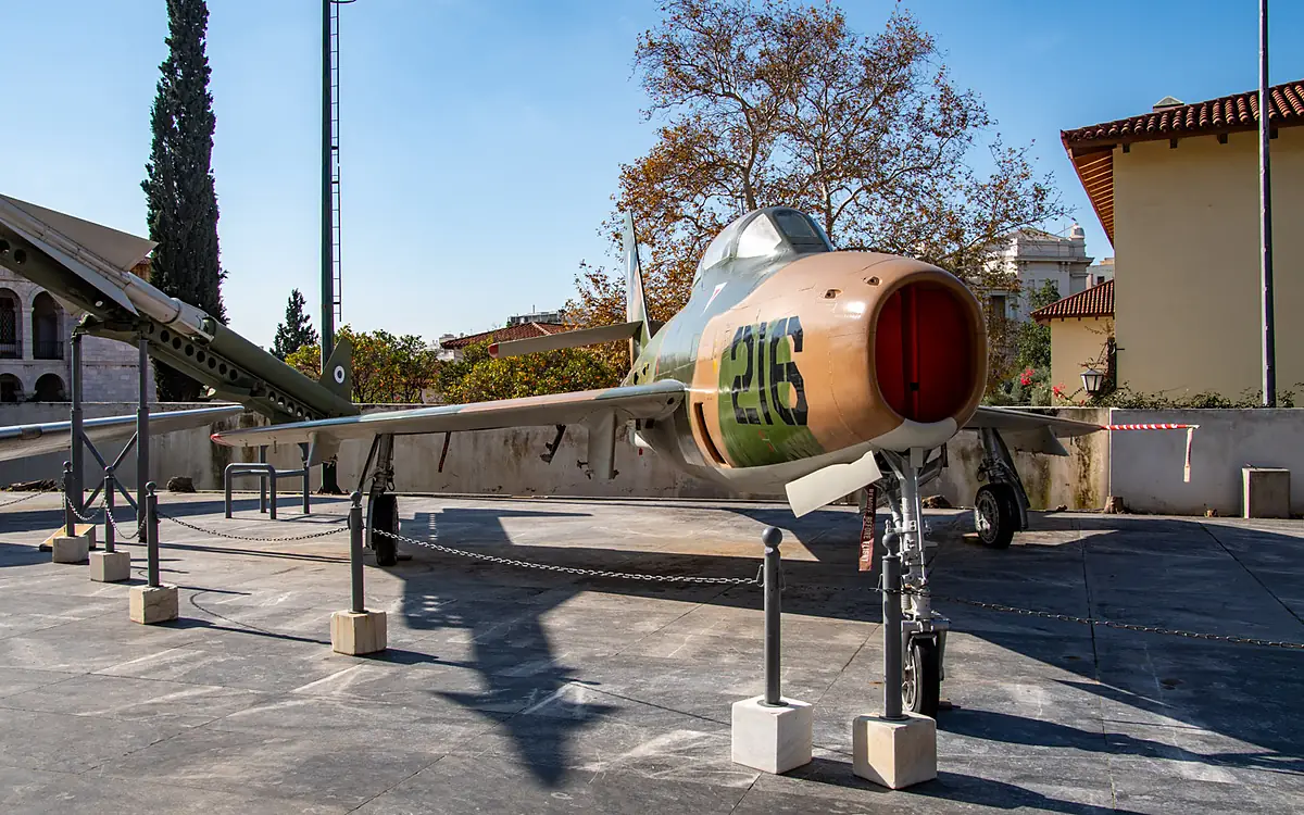 Oorlogsmuseum van Athene: ontdek de militaire geschiedenis van Griekenland