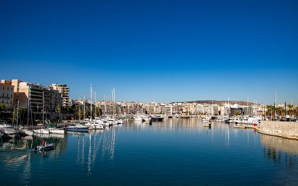 Piraeus: havenstad bij Athene en vertrekpunt naar de Griekse eilanden